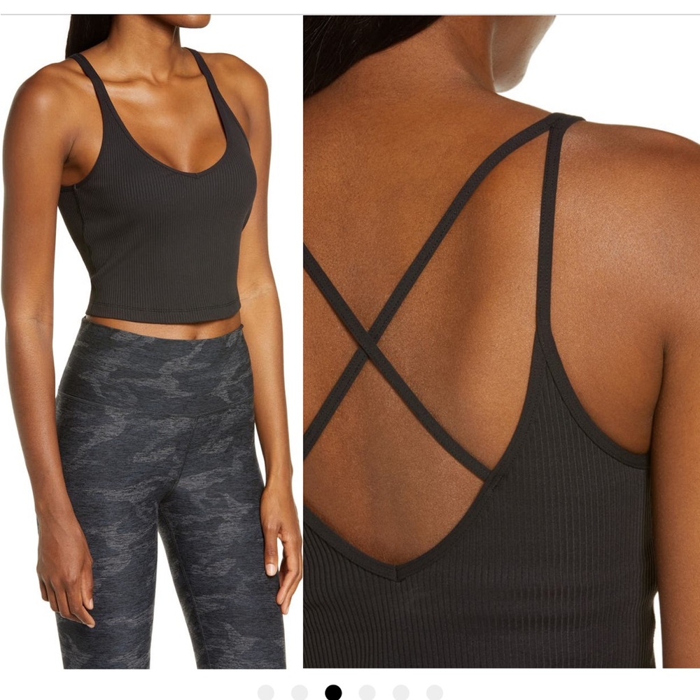 vuori NWOT Ribbed Tank Top M - Picture 2 of 7